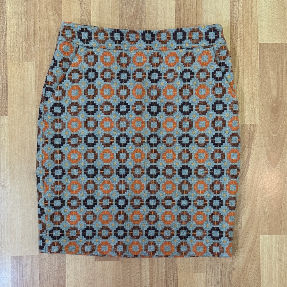 Love 21 Small Patterned Skirt